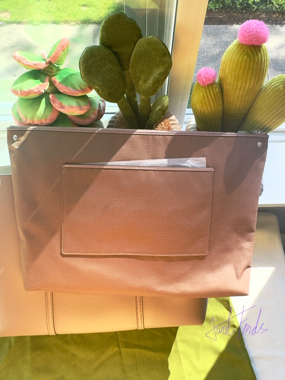 NWT🪻 Tory Burch Perry Tote in Light Mauve | Leather Tote Bag (Fits 13" Laptop) - Picture 9 of 15